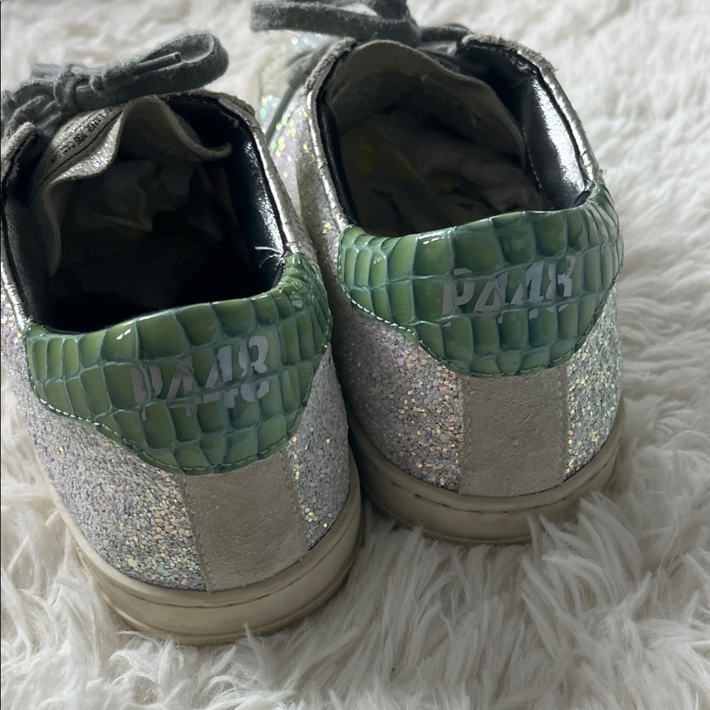 P448 Sparkle Grey Sneakers with Green Crocodile Accents, size 38